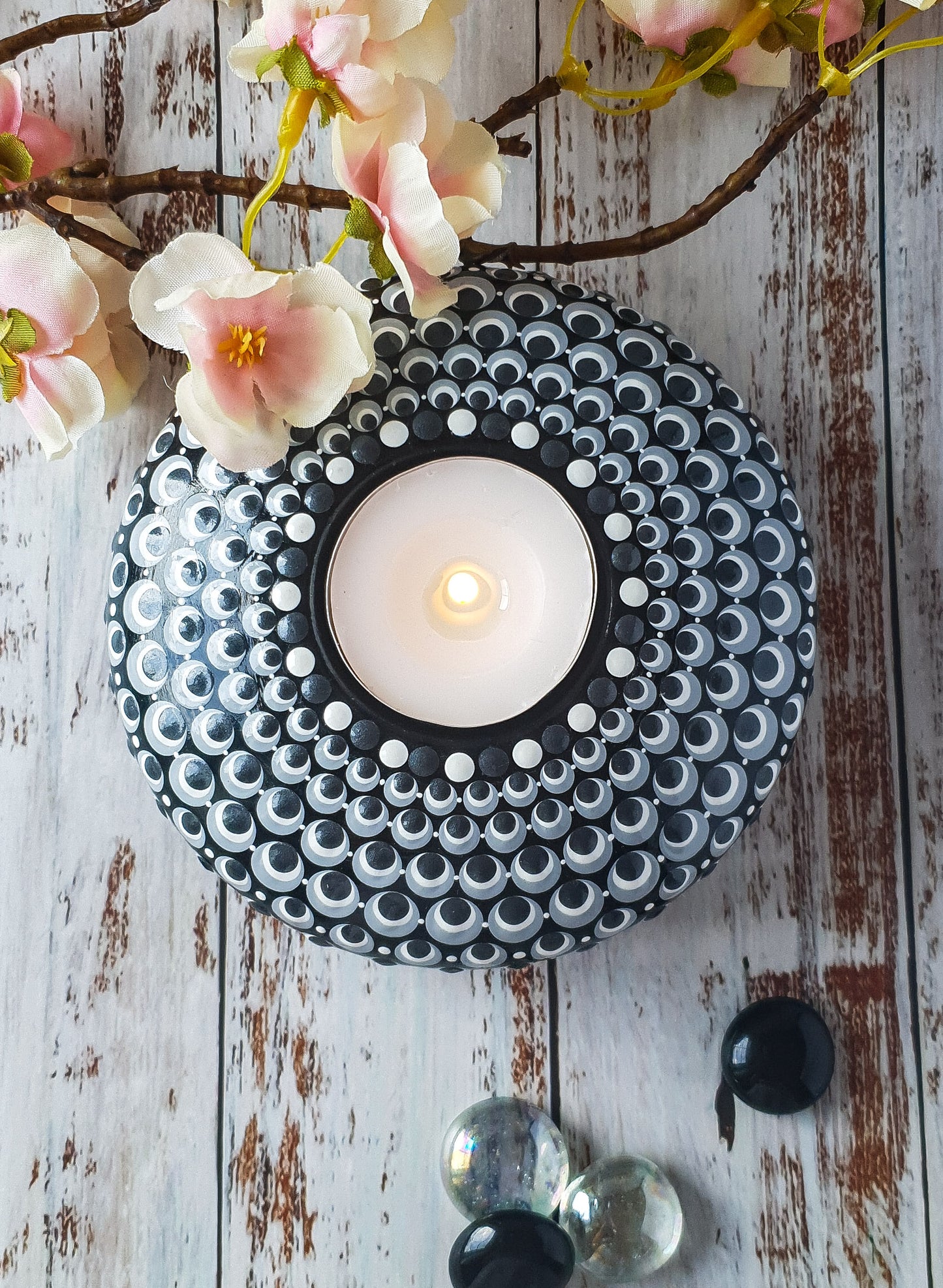 11cm diameter Peacock tea light holder