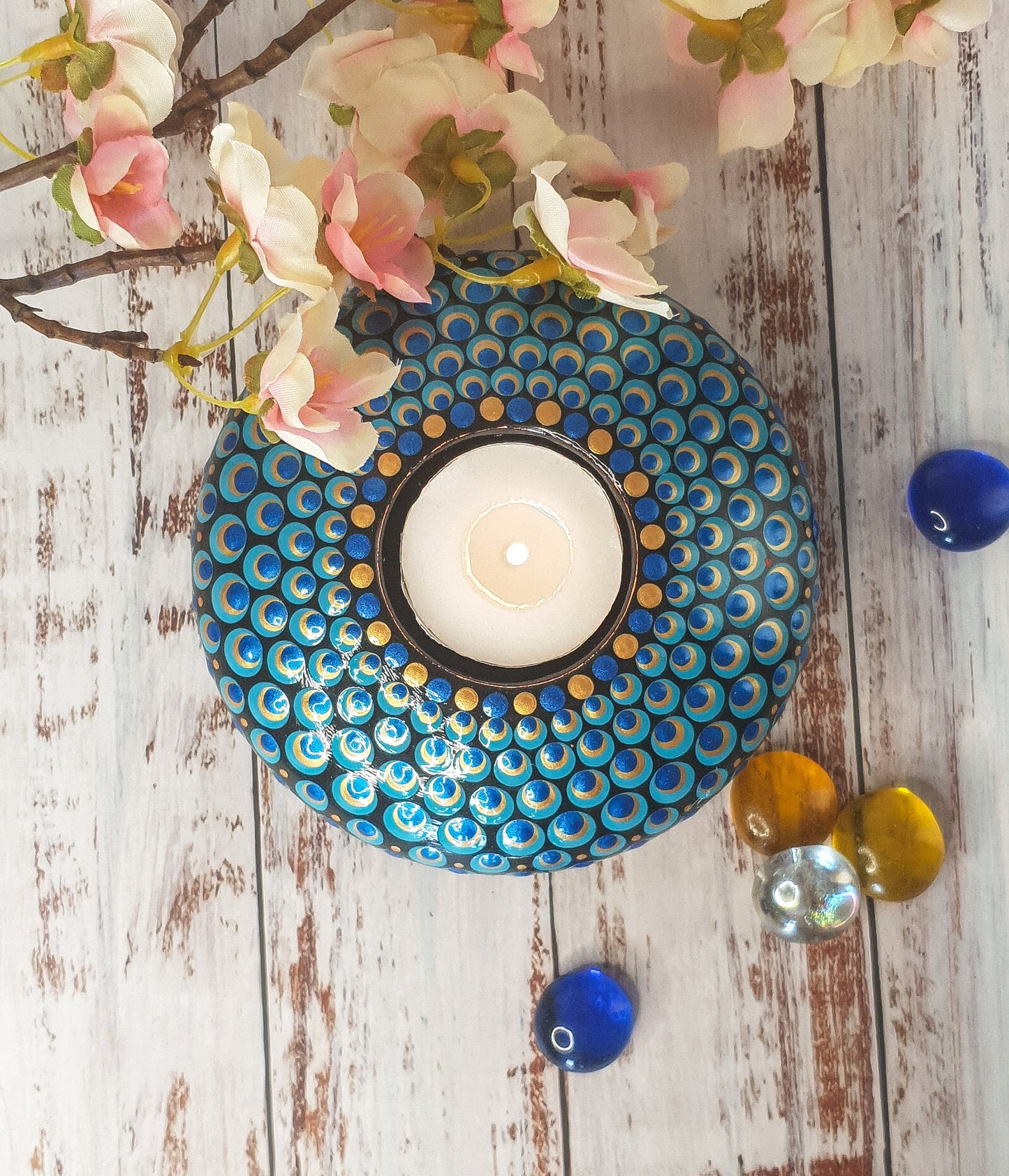 11cm diameter Peacock tea light holder