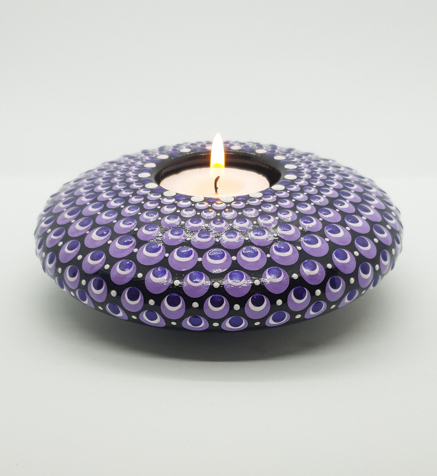 11cm diameter Peacock tea light holder