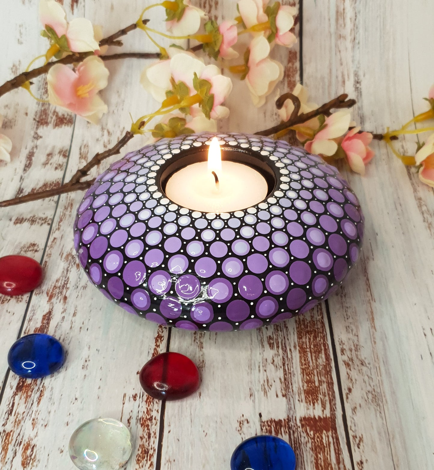 11cm diameter Ombre tea light holder