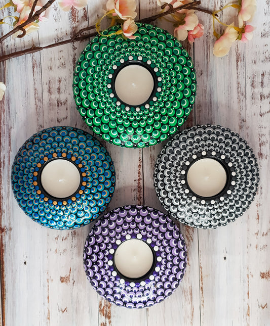 11cm diameter Peacock tea light holder